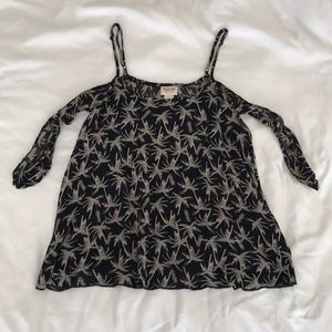 Mossimo Palm Tree Top